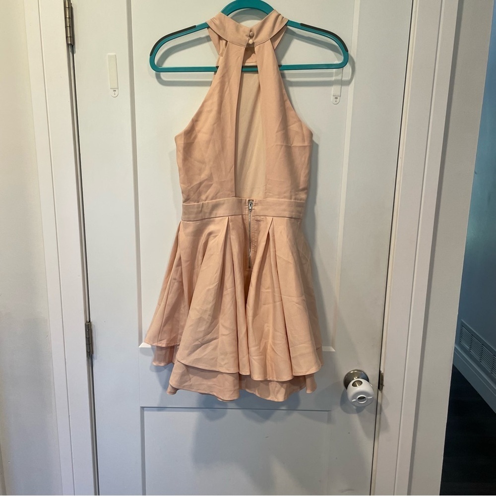 Lulus Dress Womens Medium Peach Back Zip Lined Stretchy Halter Skater - Picture 4 of 10